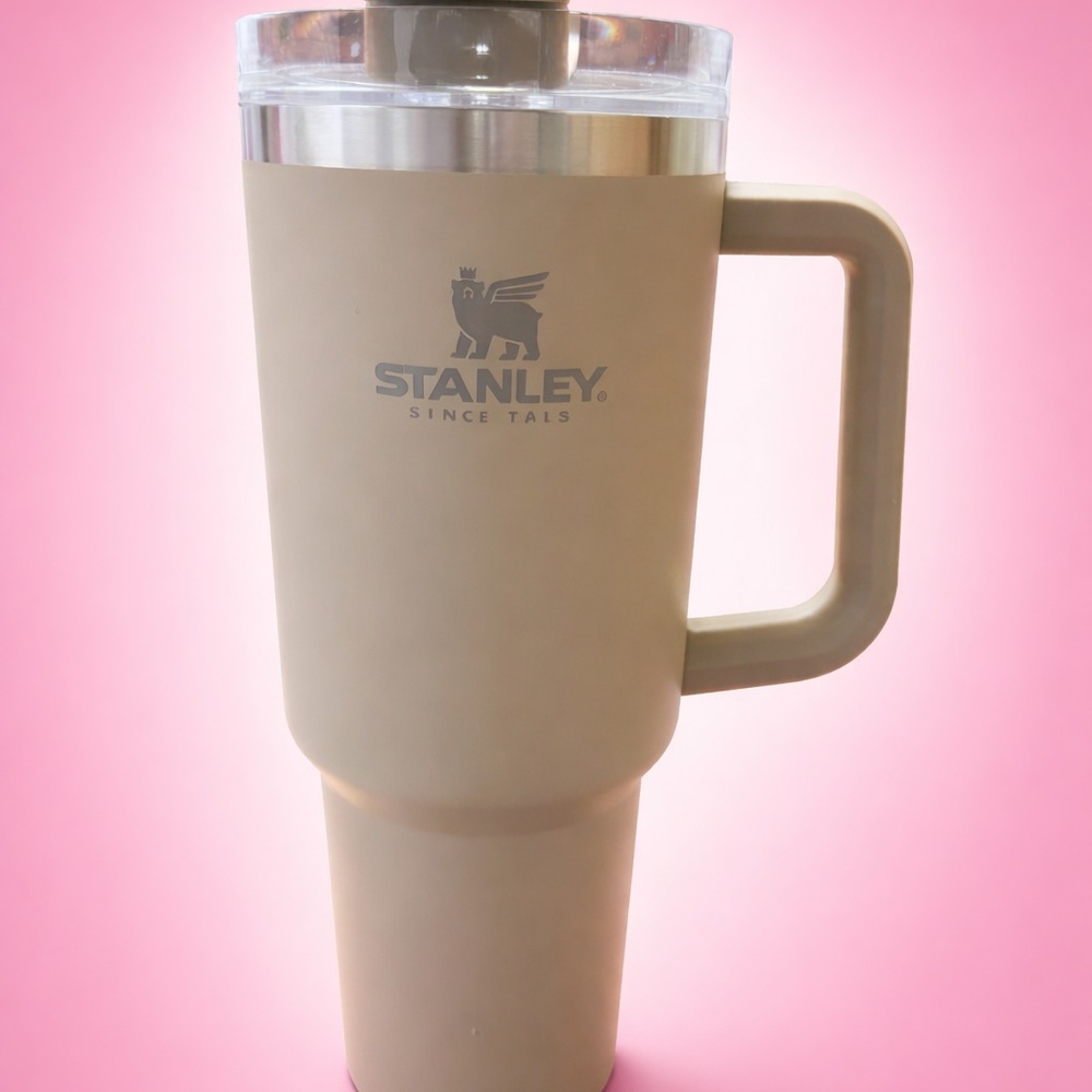 Stanley 40 oz Beige Travel Mug